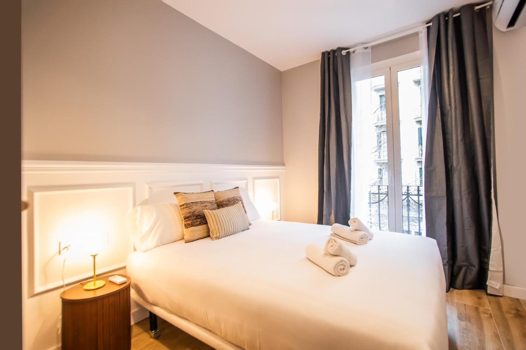 Apartment P3mal1076- Beautiful 2br Newly Refurbished *