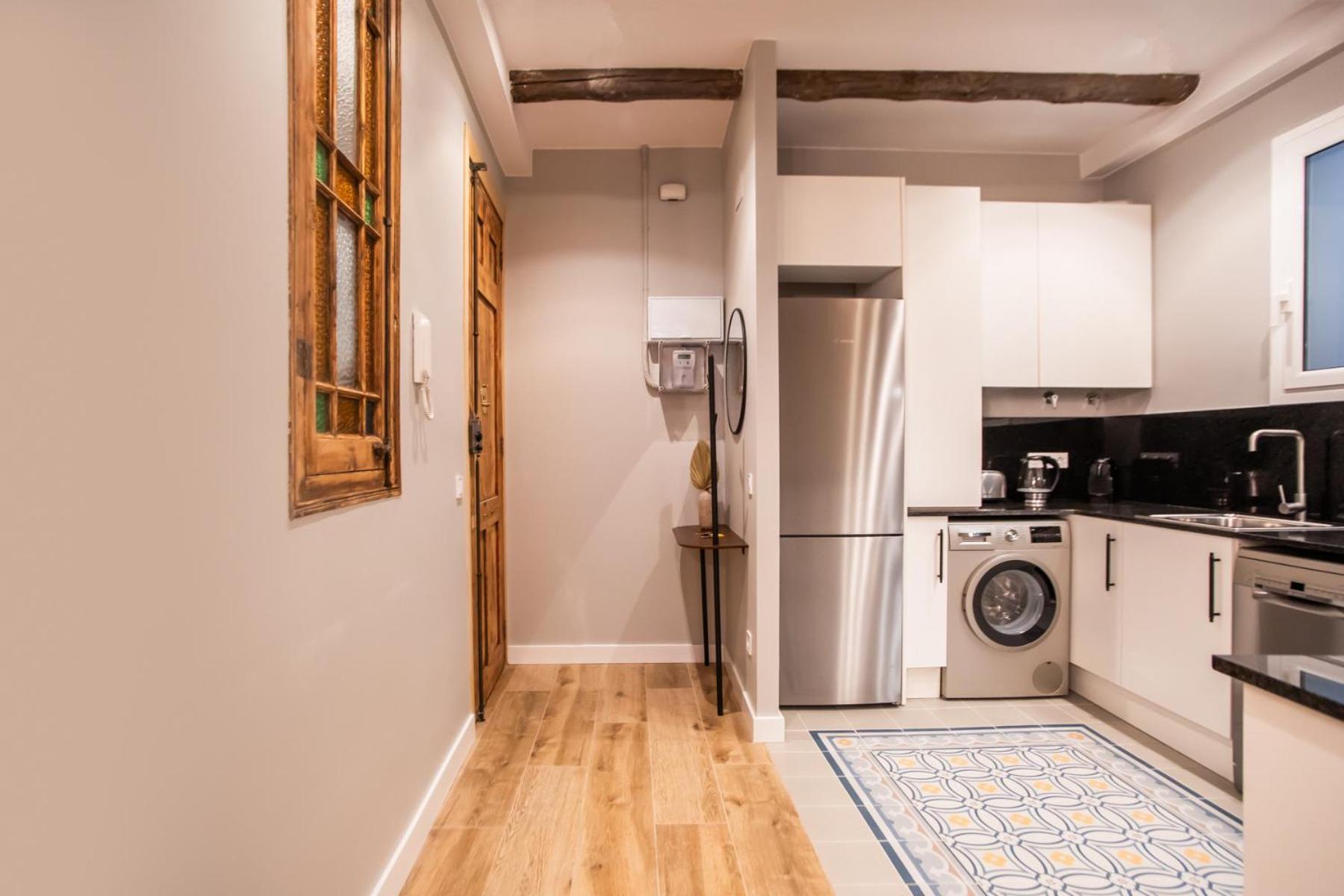 Apartment P3mal1076- Beautiful 2br Newly Refurbished Barcelona